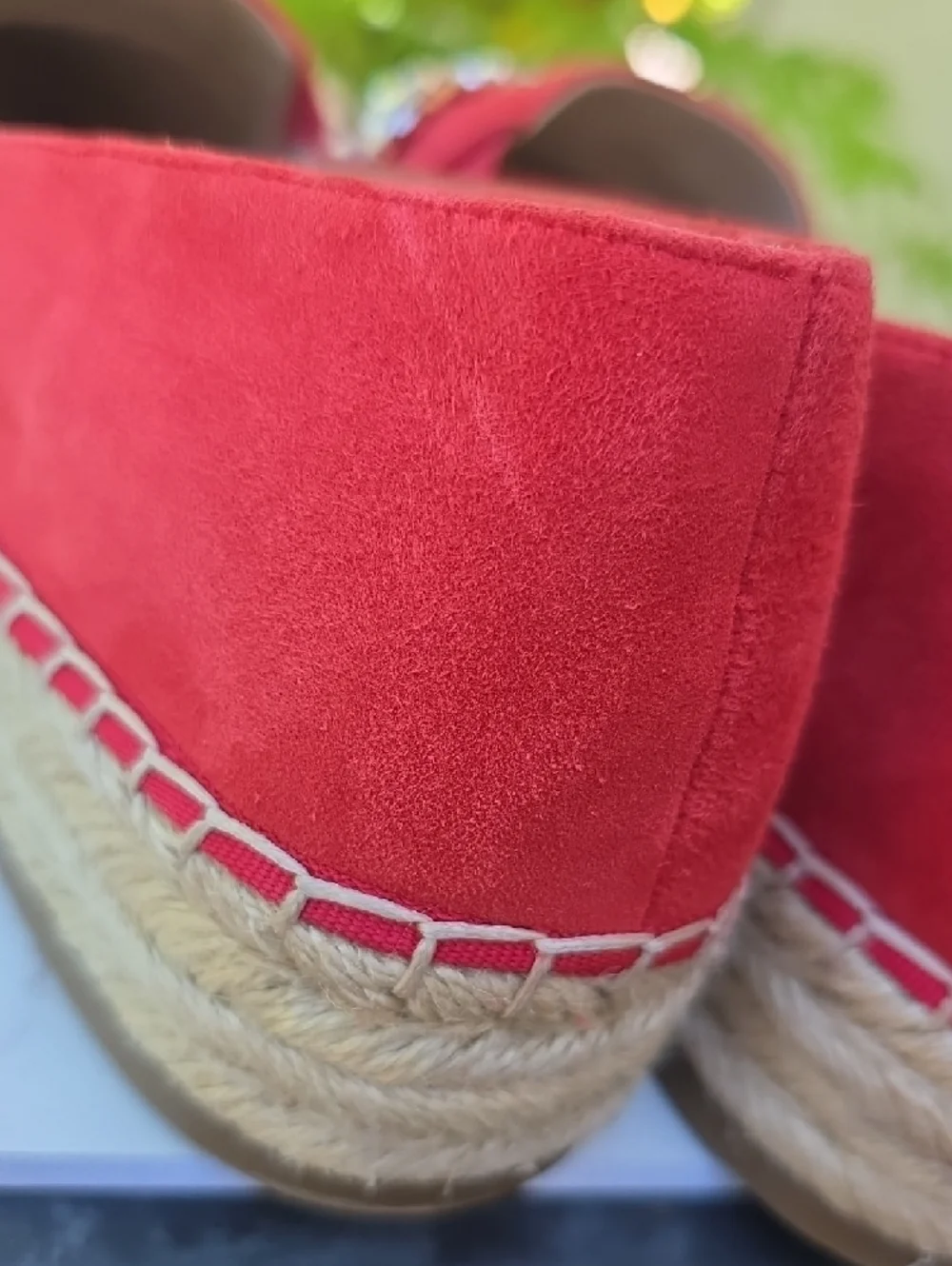 Karl Lagerfeld Size 8.5 Red Suede Jeweled Espadrille Flats Rhinestones Shoes